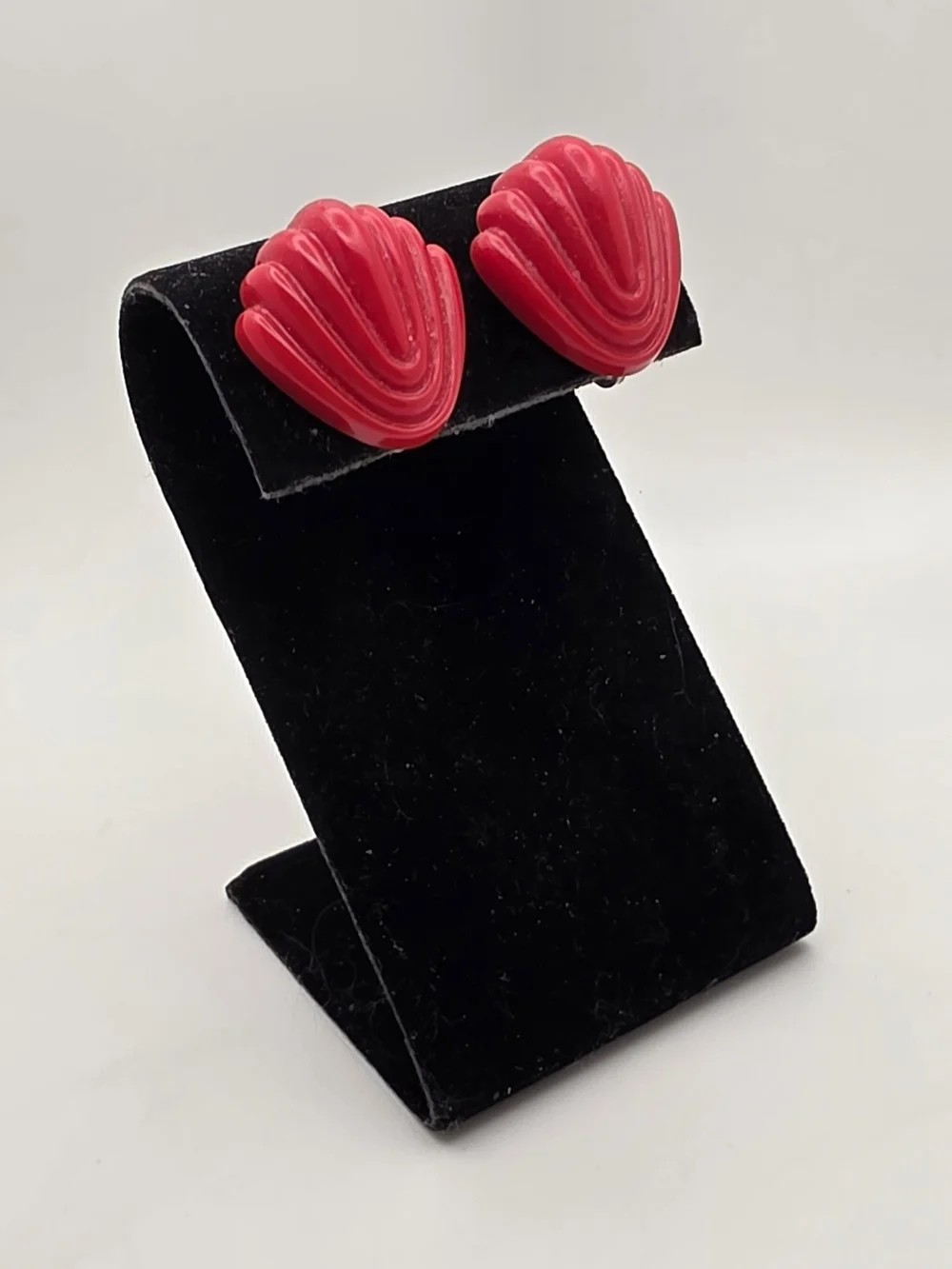 Red Shell-Style Clip-On Earrings